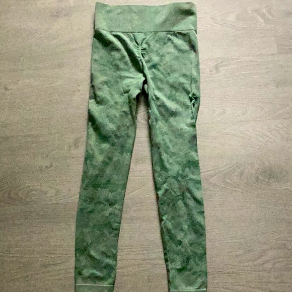 Leggings - Picture 2 of 3